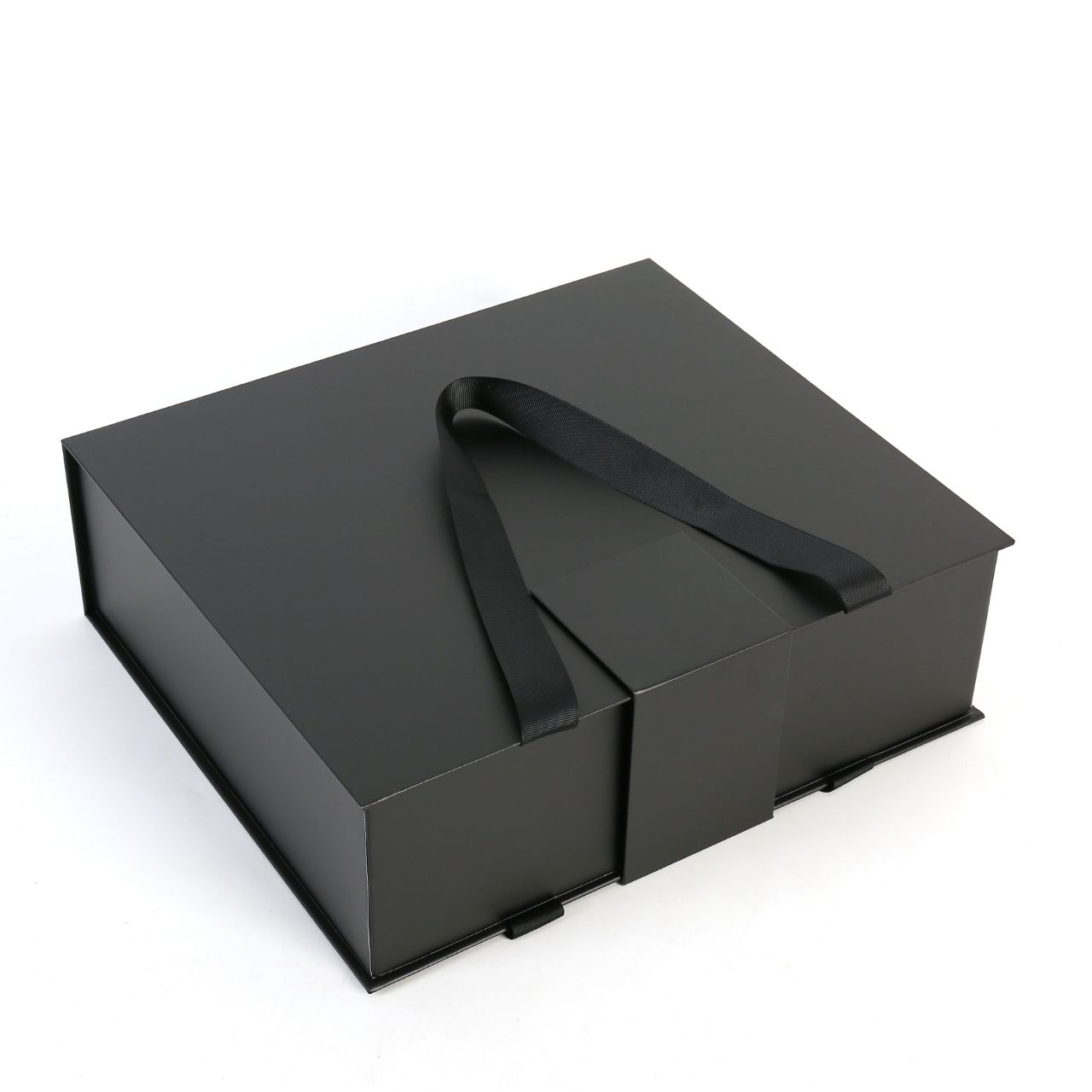 FORMIQ - Small Magnetic Box with Handle